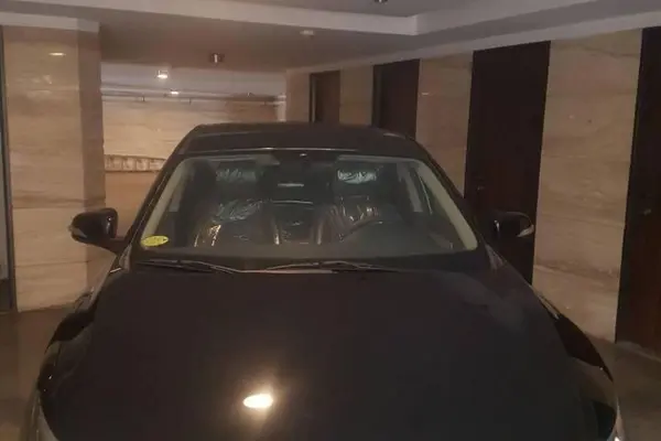 عکس بسترن B30