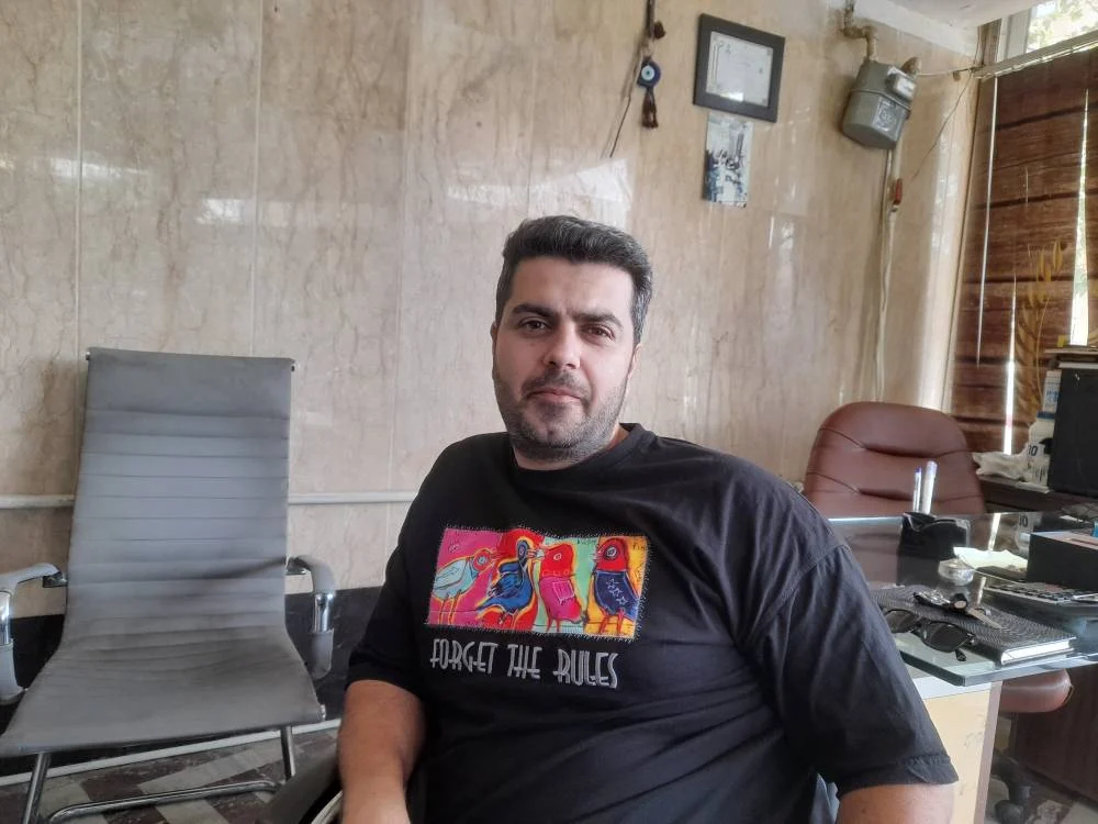 مدیر نمایشگاه خودرو گستر