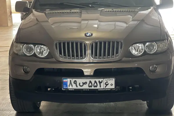 بی ام و X5