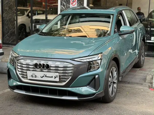 عکس آئودی Q5 e-tron