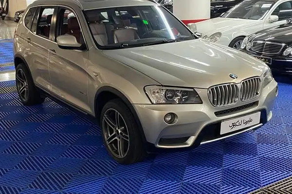 بی ام و X3