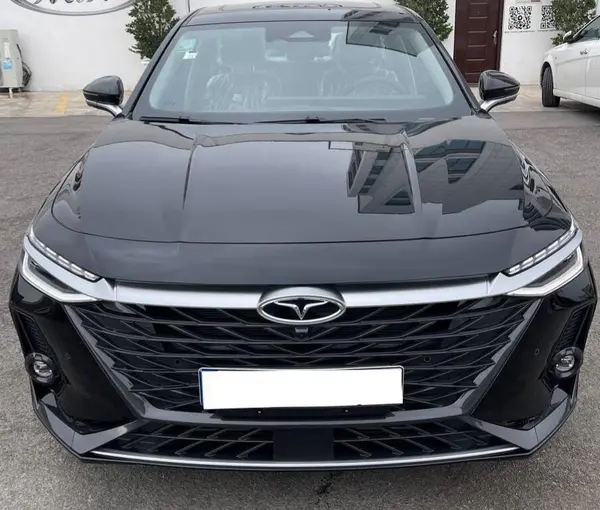 فونیکس آریزو 8 (Z8)
