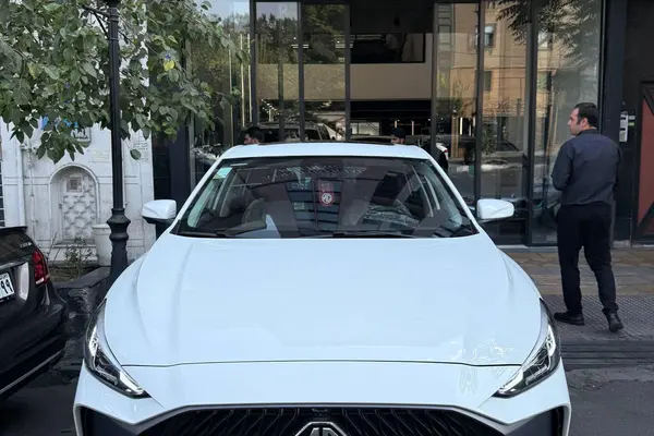 ام جی GT