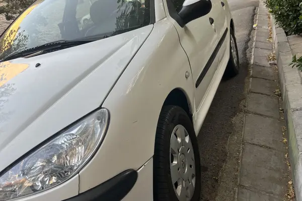 پژو 206