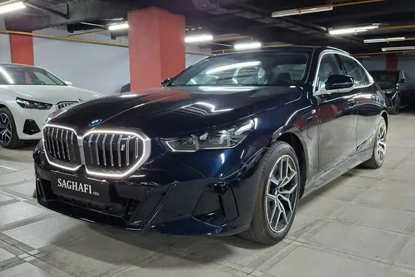 بی ام و i5