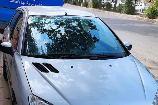 پژو 206