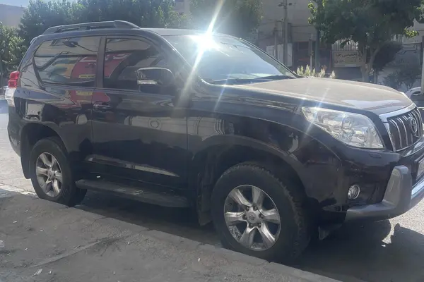 تویوتا پرادو دو در