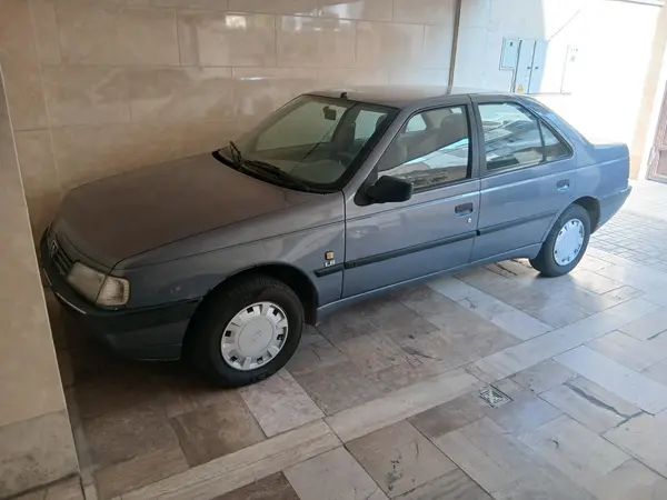 پژو 405