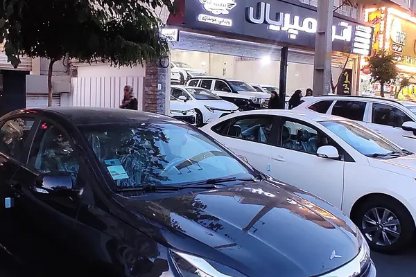 کی ام سی ایگل