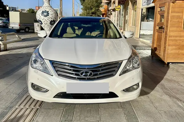 هیوندای آزرا (گرنجور)