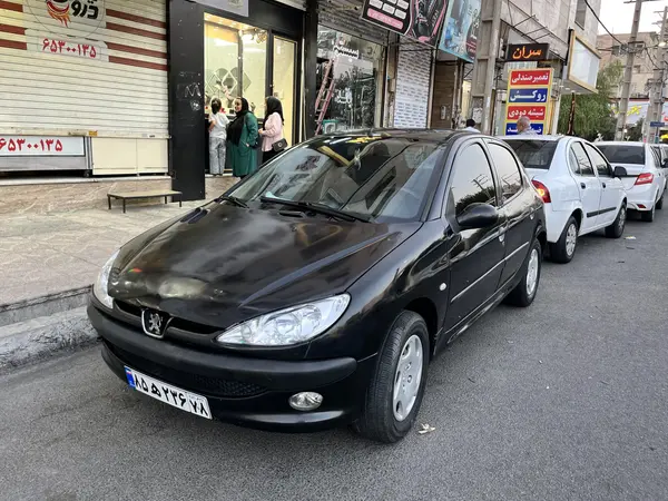 پژو 206