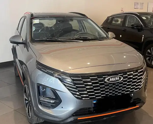 ام وی ام X33 کراس