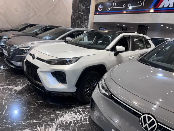 عکس تویوتا وایلدلندر