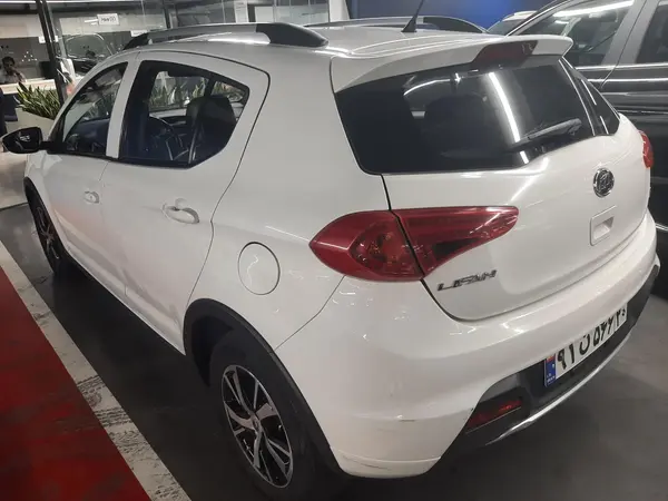 عکس لیفان X50