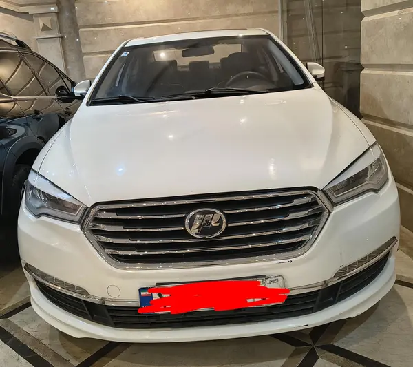 لیفان 820