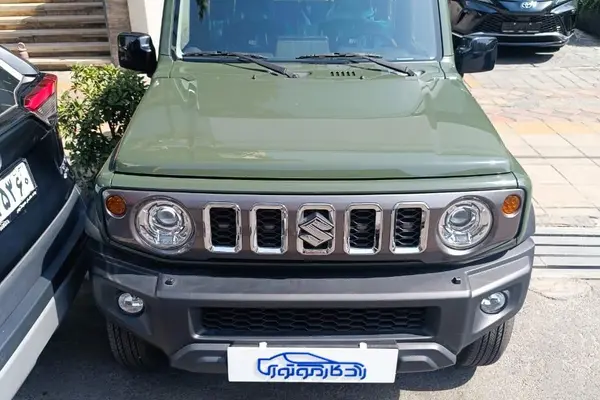 سوزوکی جیمنی 5 در