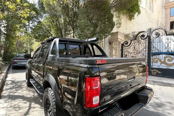 عکس کی ام سی T8