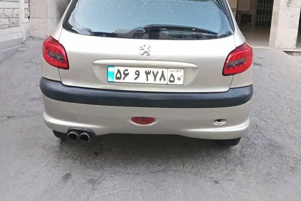 پژو 206
