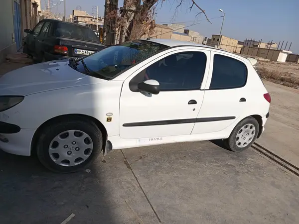 پژو 206
