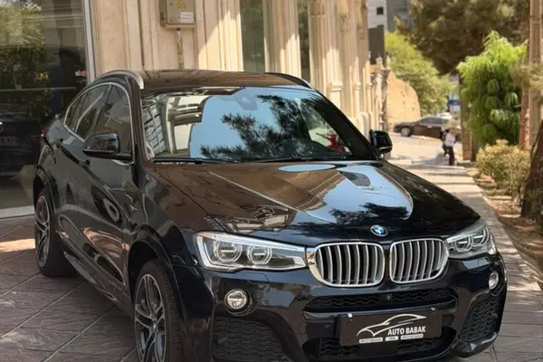 بی ام و X4