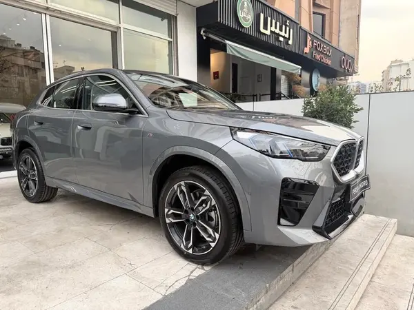 بی ام و X2