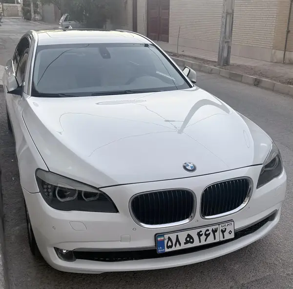 بی ام و سری 7