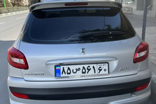 پژو 207