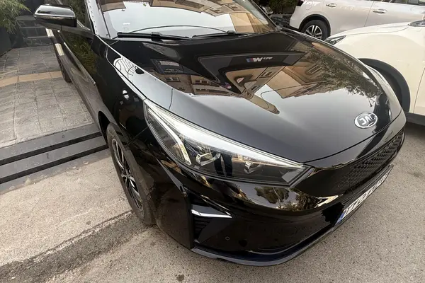کی ام سی eJ7