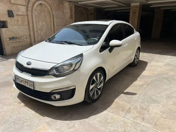 کیا ریو سدان