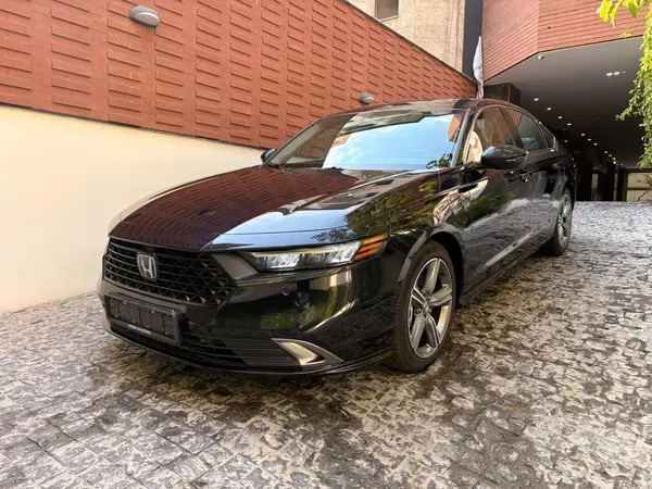 عکس هوندا آکورد e:PHEV