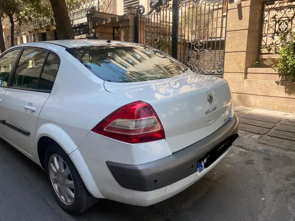 رنو مگان (مونتاژ)