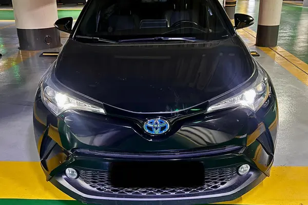 عکس تویوتا C-HR هیبرید