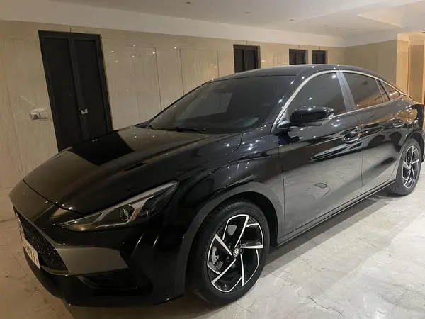 ام جی GT