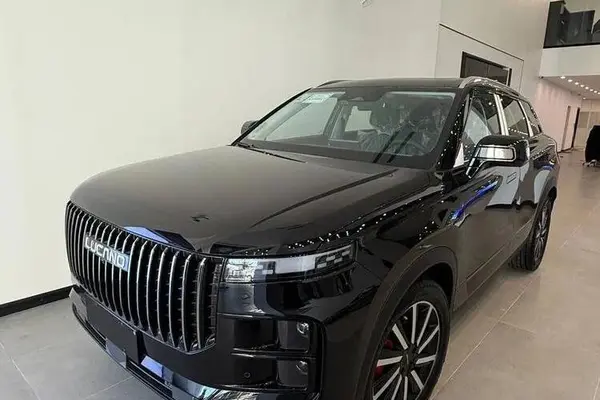 لوکانو L7