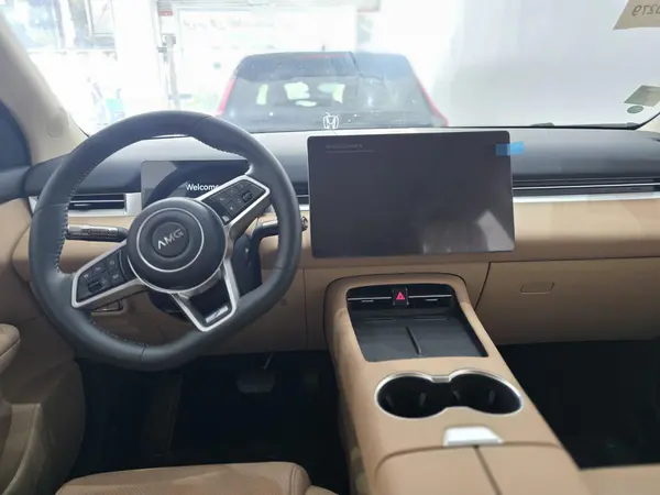 عکس آرتابان (ای ام جی) توکا