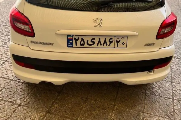 پژو 207