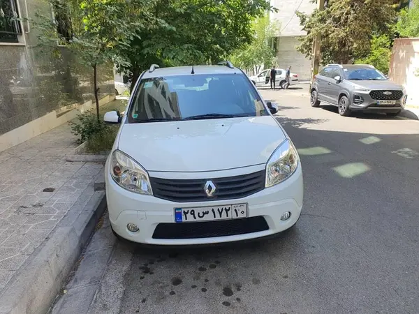رنو ساندرو