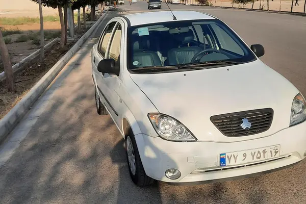 تیبا صندوق دار