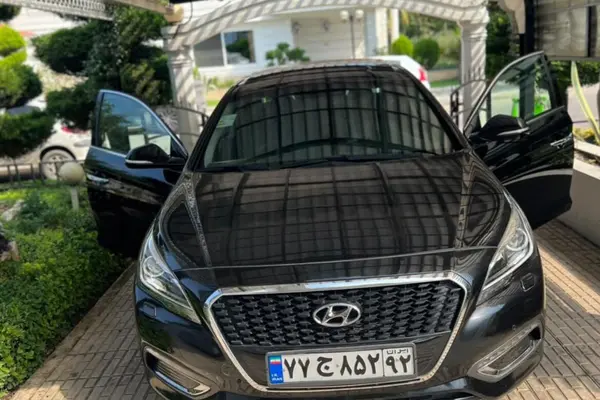هیوندای سوناتا هیبرید