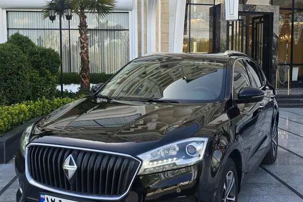 بورگوارد BX7