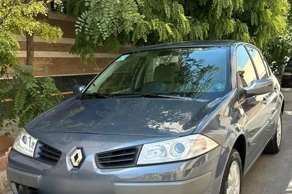 رنو مگان (مونتاژ)