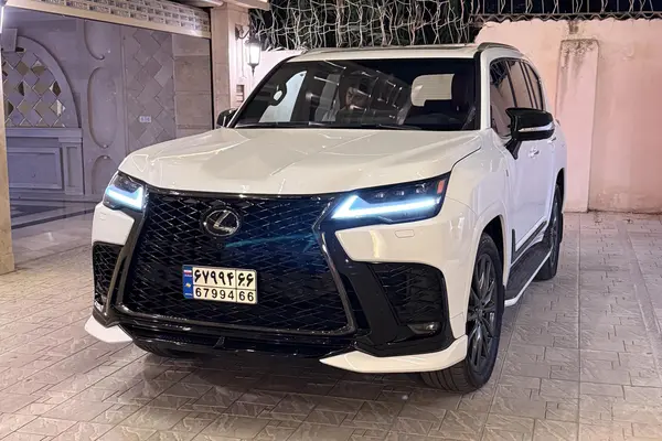 عکس لکسوس LX