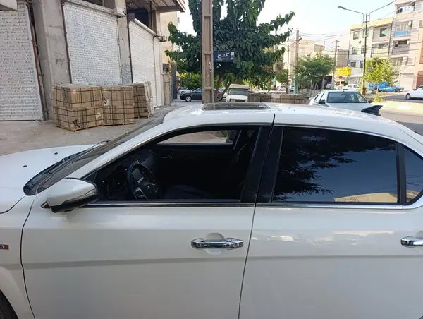 عکس دنا پلاس EF7P