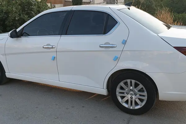 عکس دنا پلاس EF7P