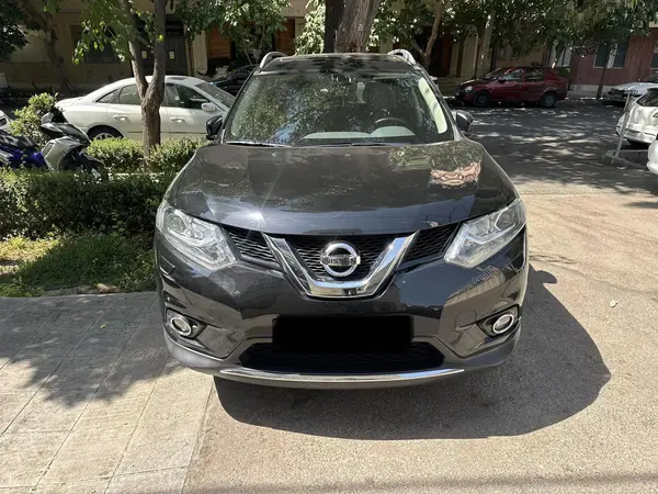 نیسان ایکس تریل