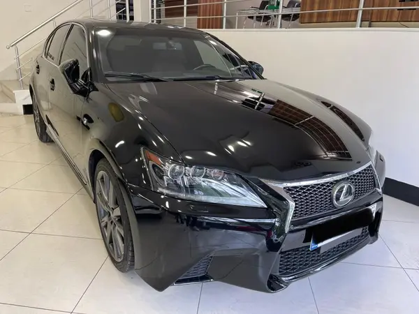 عکس لکسوس GS