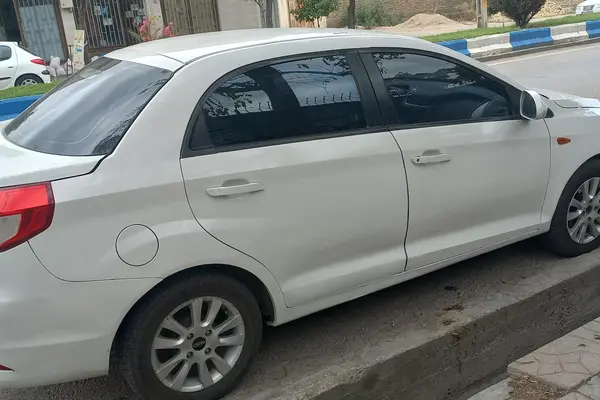 ام وی ام 315 صندوق دار