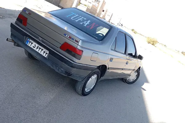 پژو 405
