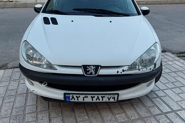 پژو 206