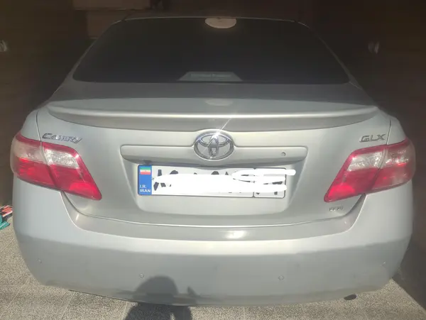 عکس تویوتا کمری